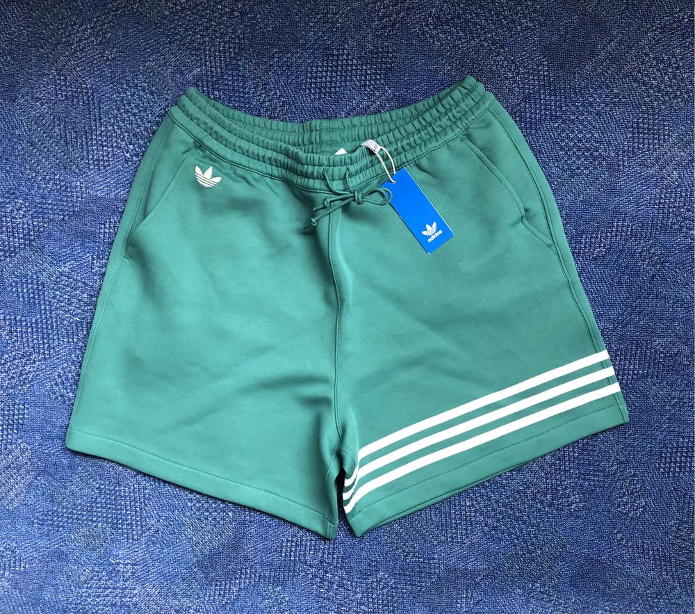 Adidas NEU Classic Shorts ОРИГИНАЛНИ мъжки къси оснталони M/L/XL
