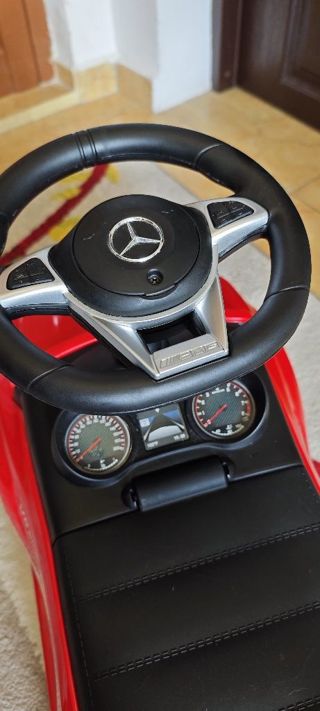 Детска количка Milly Mally Mercedes AMG C63 S Червена