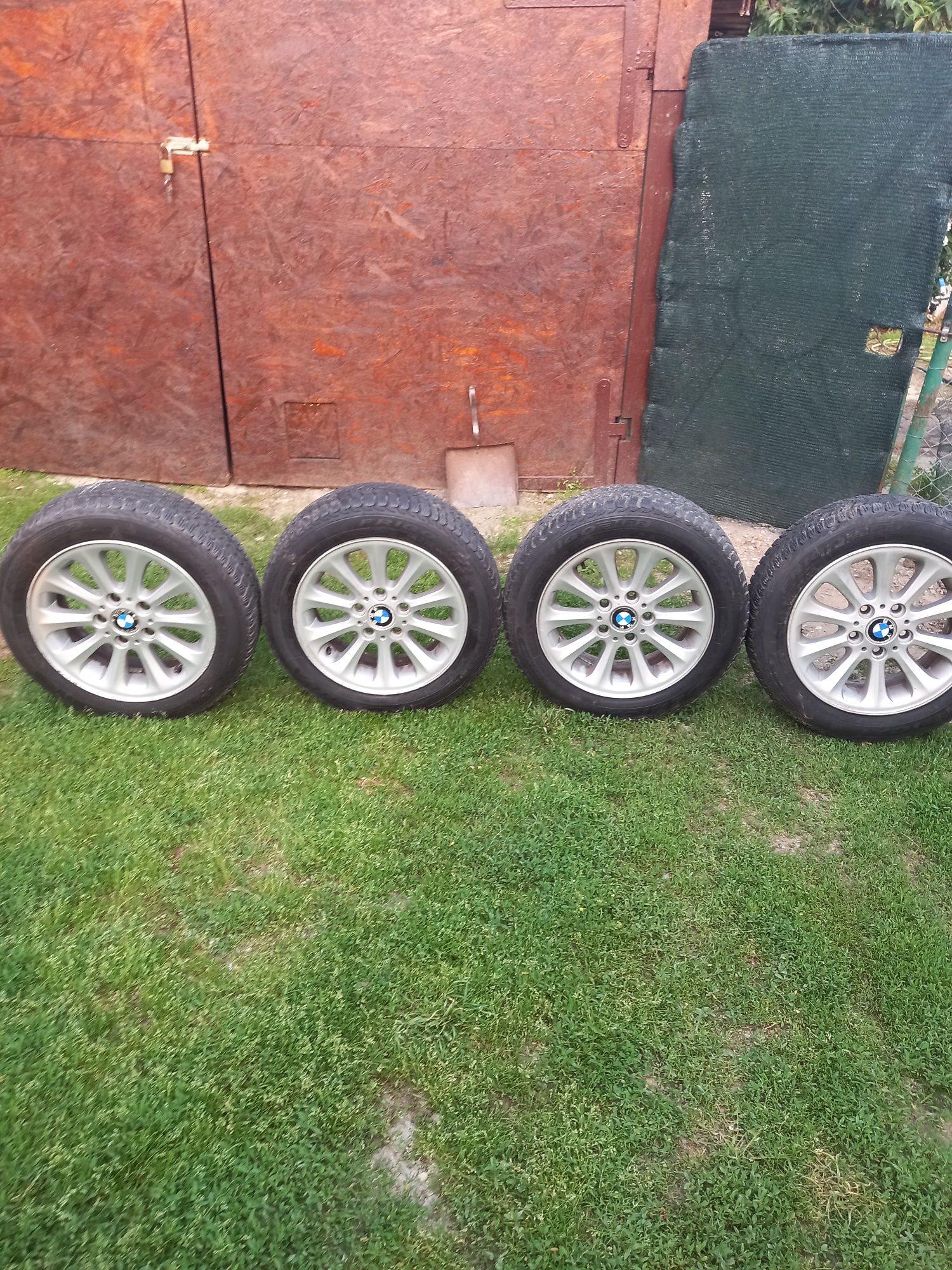 Roti BMW  r16 seria 1 originale cauciuguri noi de iarna