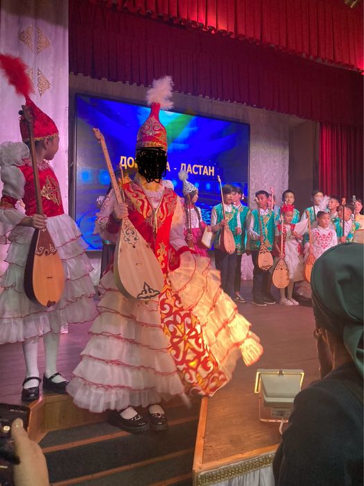 Продам национальный казахский костюм