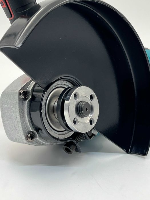 Болгарка Biyoti BYT-AG1801, 1800 Вт, 180 мм