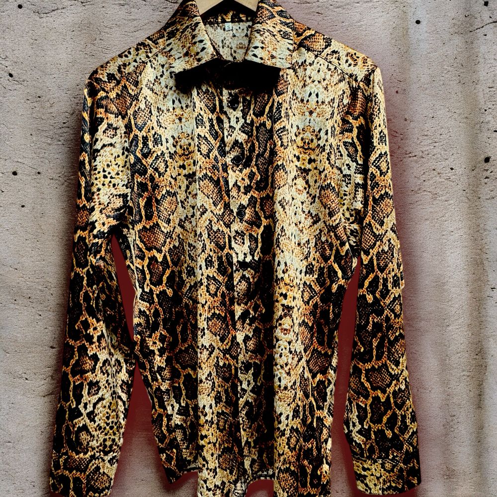 Compleuri Animal Print calitate premium! TOP
