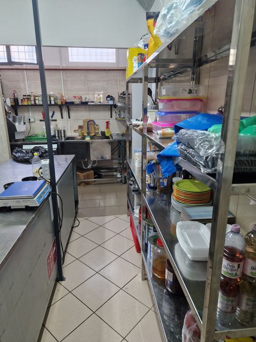 Vând afacere autoservire împinge tava, meniul zilei