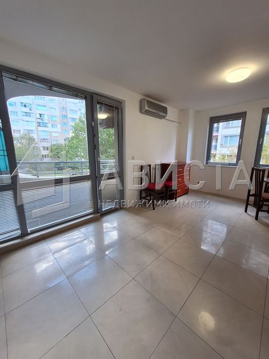 2-стаен в София-Надежда 3 до метрото