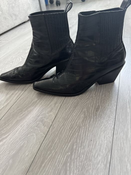 Ghete Zara marimea37