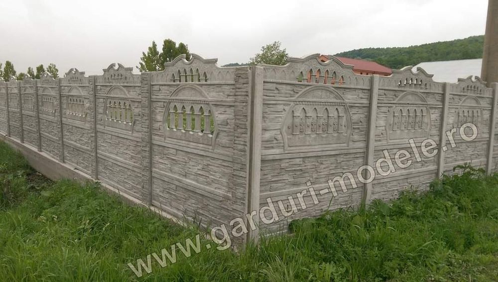 Placi și stâlpi pentru garduri beton de bune. Transport Vaslui ,Iasi