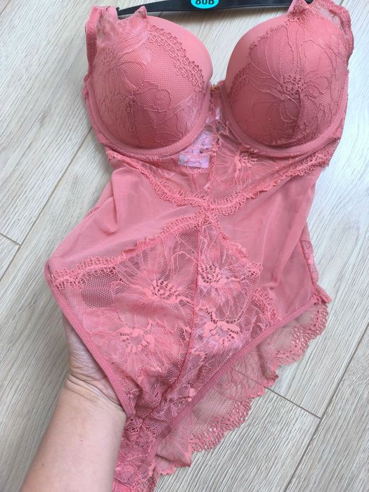 Намалено.Ново секси дантелено боди