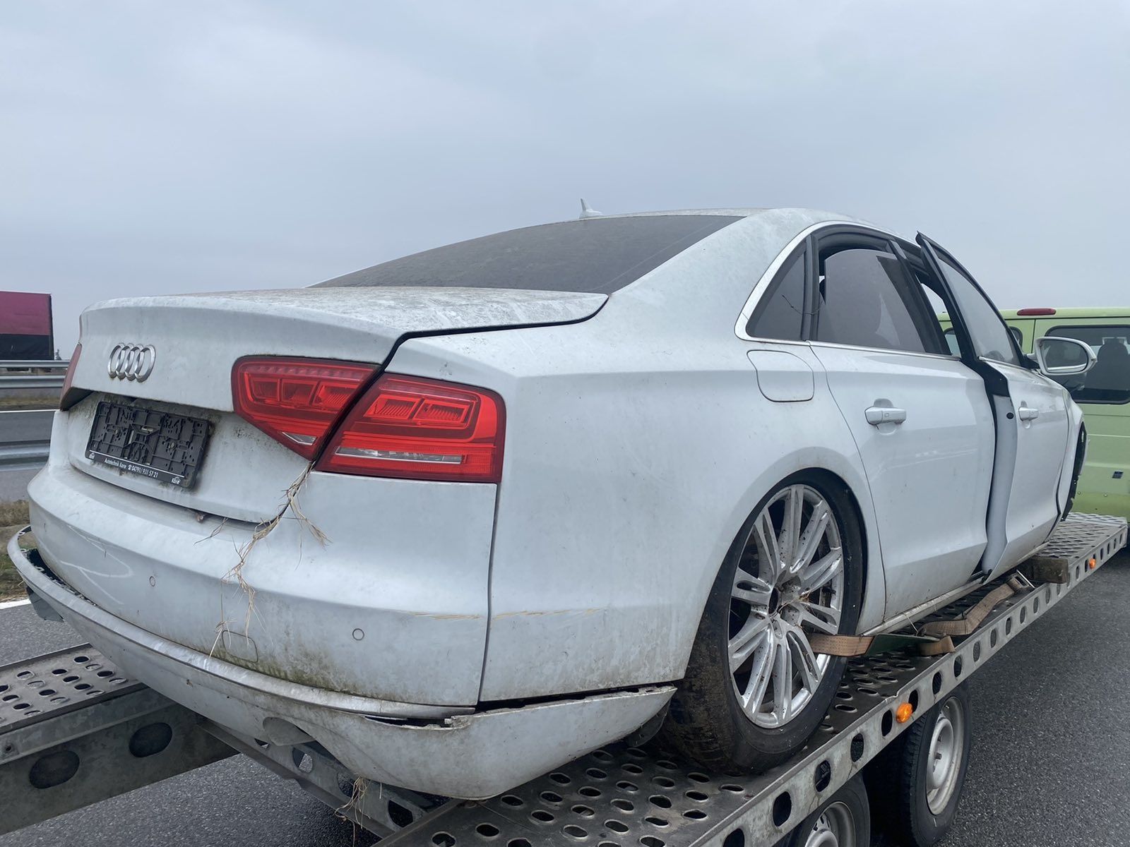 Ауди А8 д4 4H 4.2 TDI 351 ks НА ЧАСТИ 190 000 реални Audi a8 d4 4h