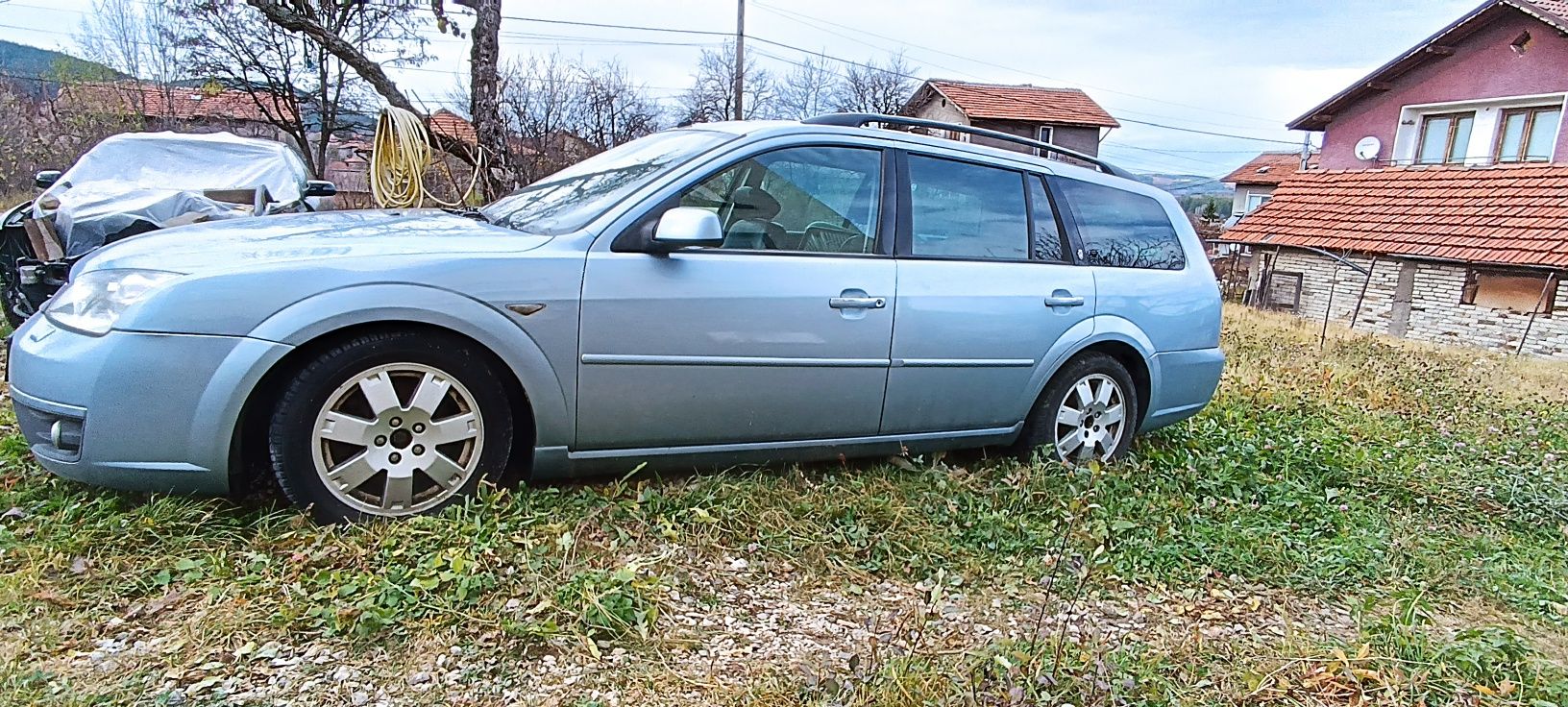 Продавам Ford Mondeo - Ghia изпълнение - 1.9tdci 116hp на части