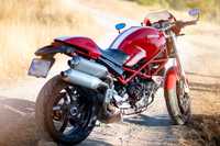 Inchiriez motocicleta Ducati Monster / Motorcycle rental