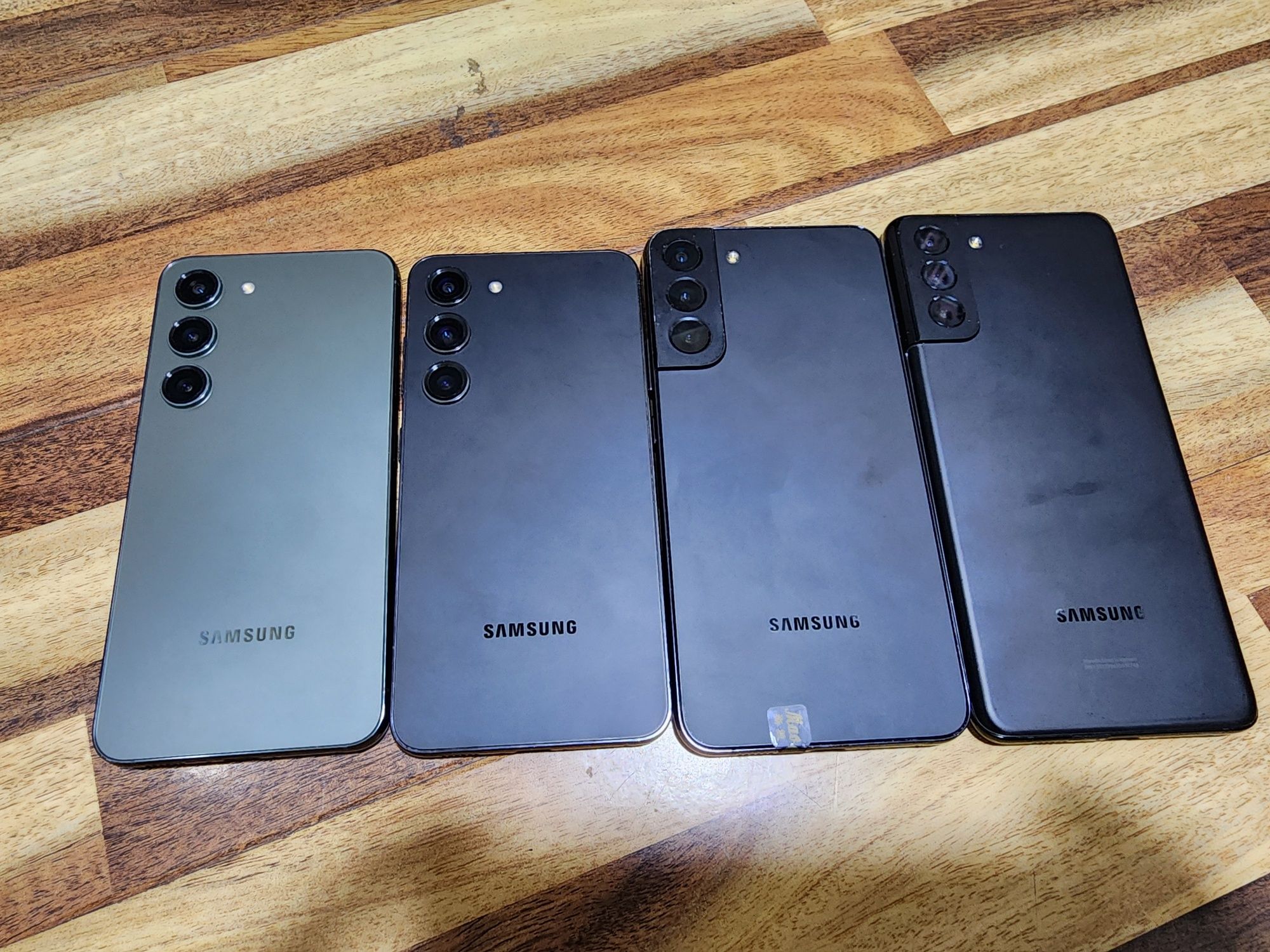Samsung s23 ultra s23 s22 plus s21 plus sotiladi