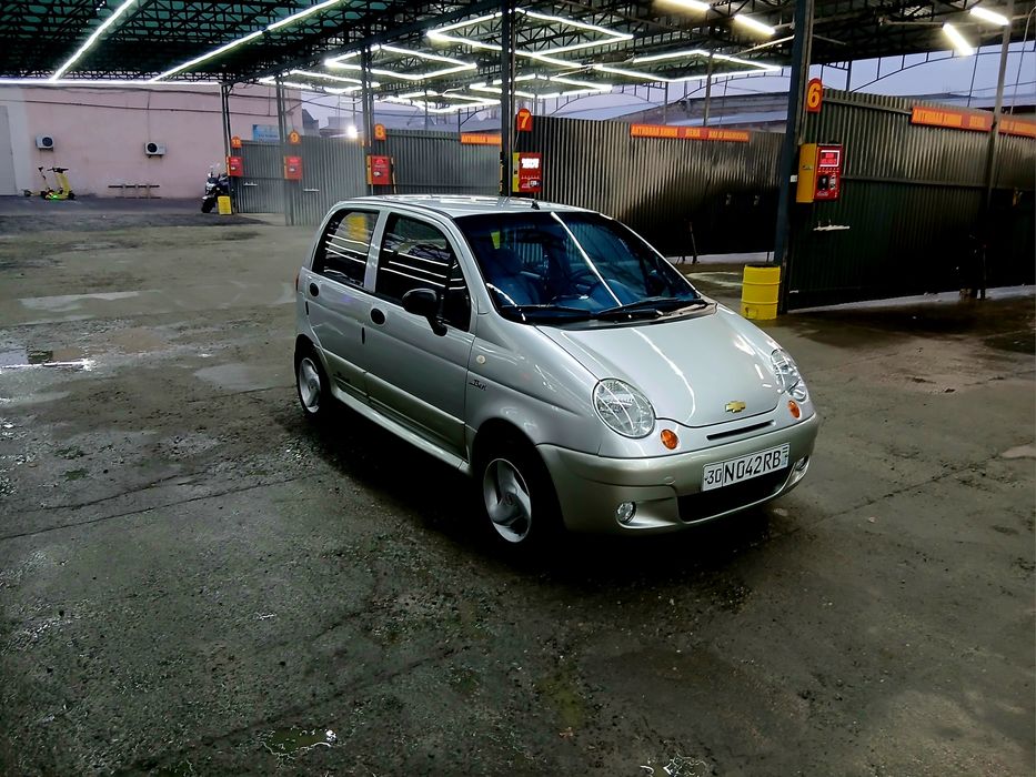 Matiz euro yile 2018 sotilade naxtga va avto kriditga chiqade qolgan