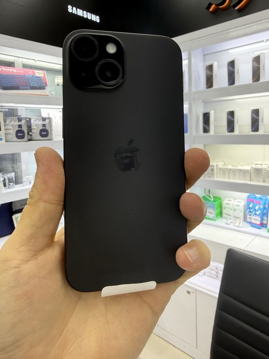 Продам iPhone 15 256 black