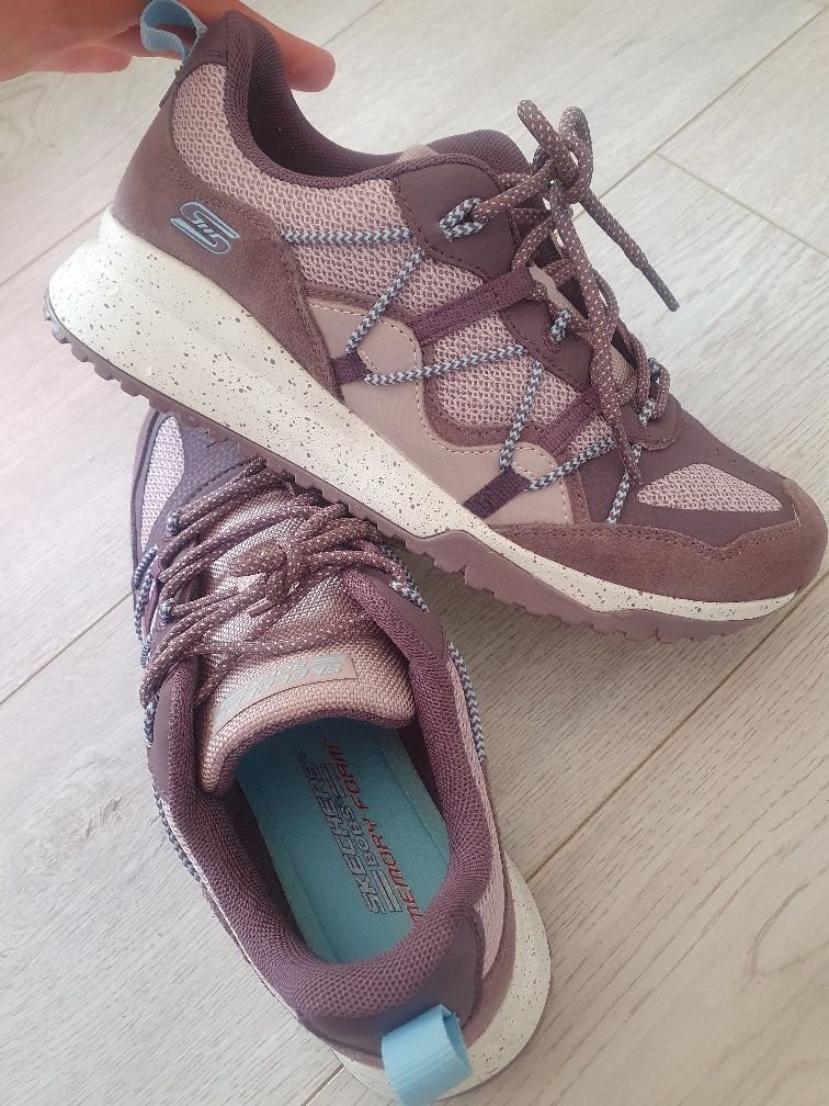 Adidasi Skechers 38
