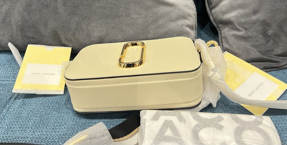 Mark Jacobs The snapshot camera bag.100%ориг.Със сериен номер,етикети!