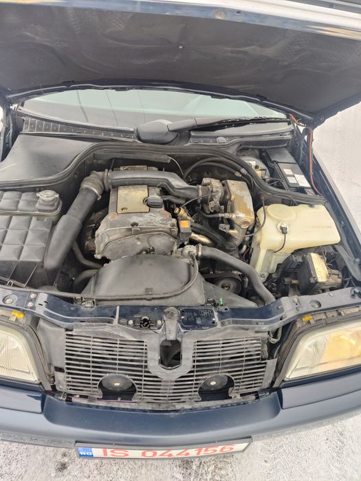 Vând Mercedes Benz w202