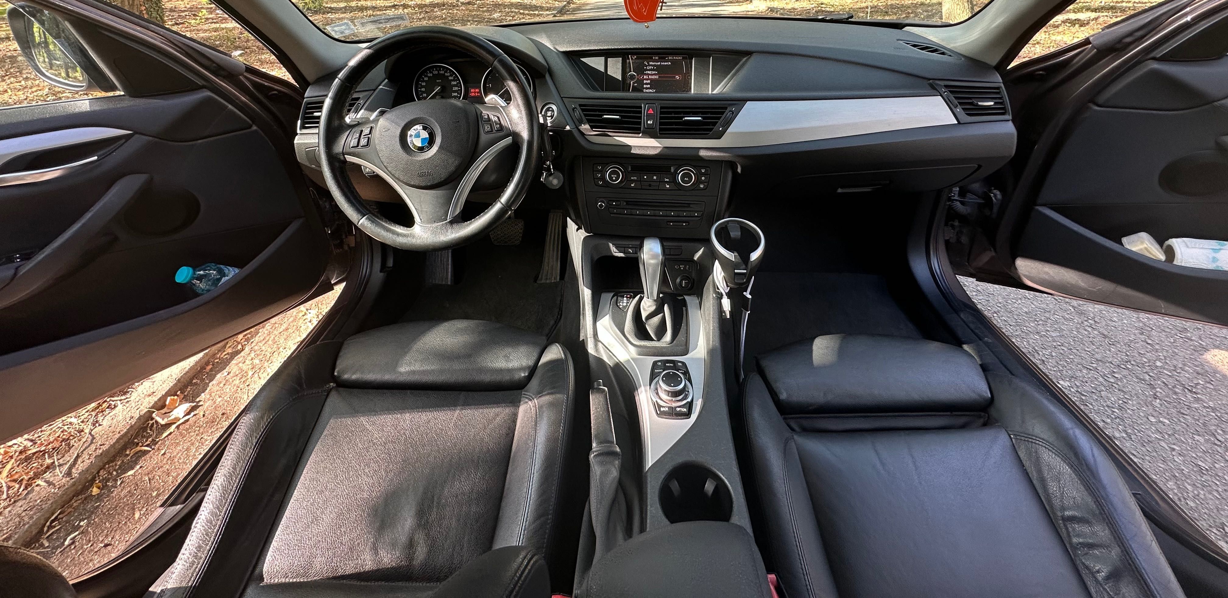 Лек автомобил BMW X1 Xdrive