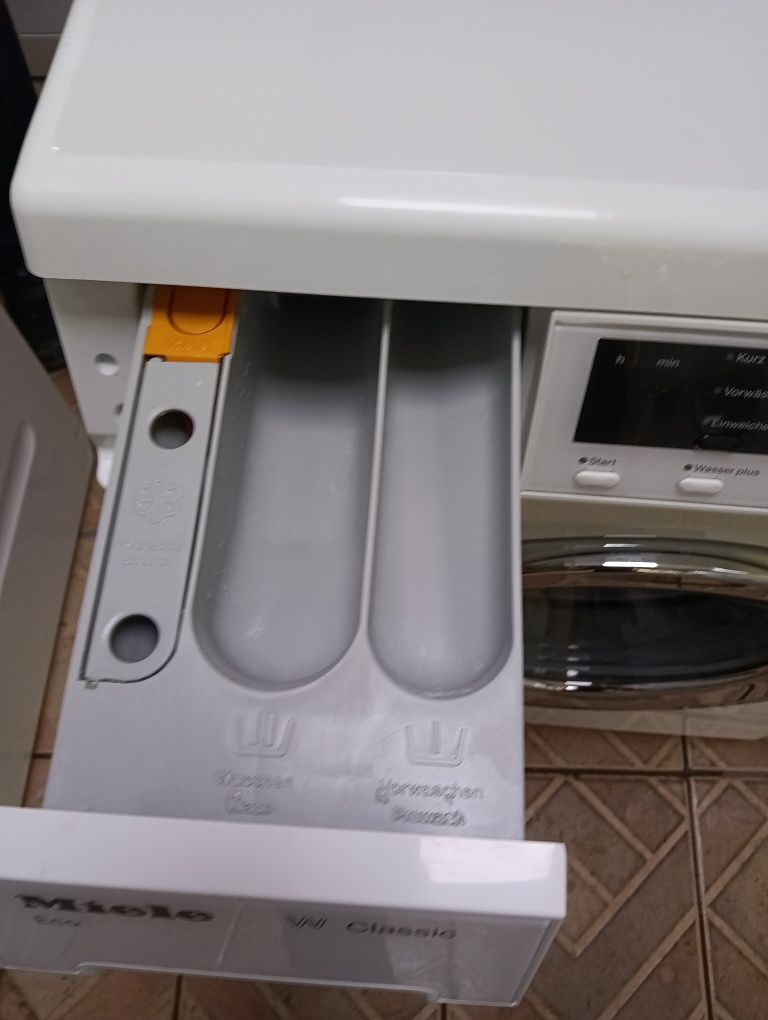 Почти нова пералня Миеле Miele W Classic A+++ 7кг 2 години гаранция!