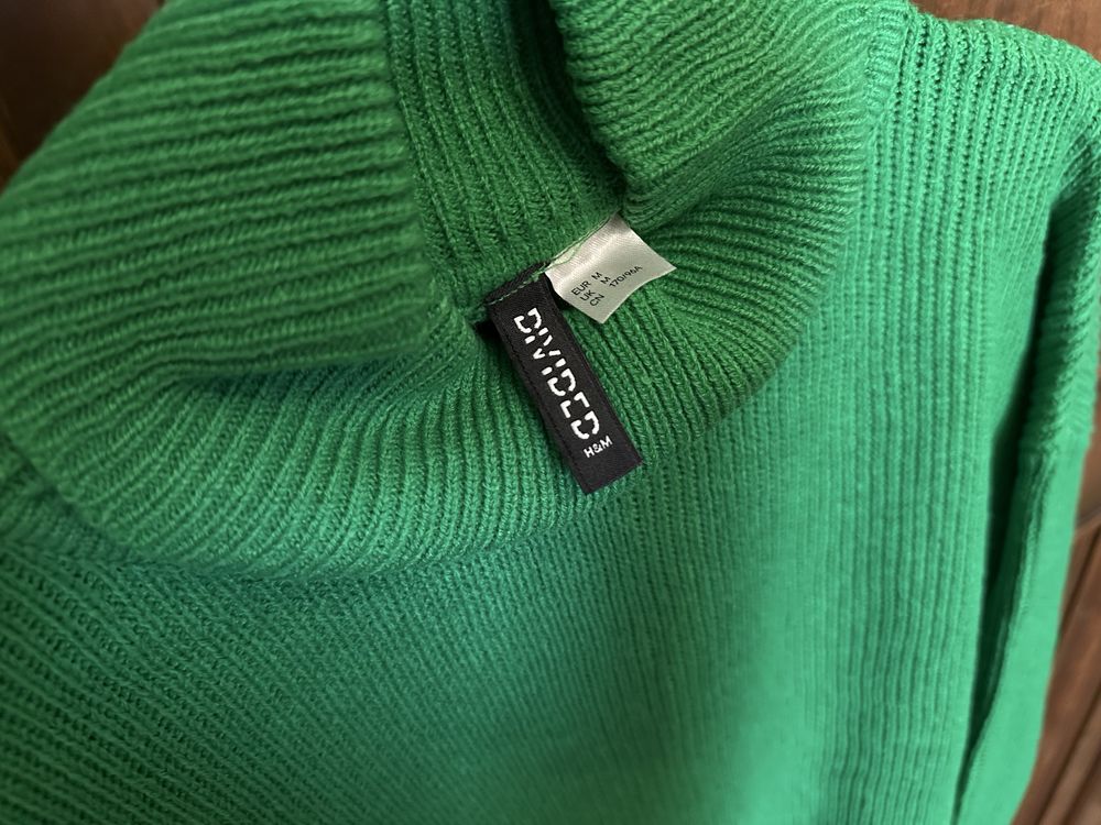 Трендовый зелённый джемпер от H&M