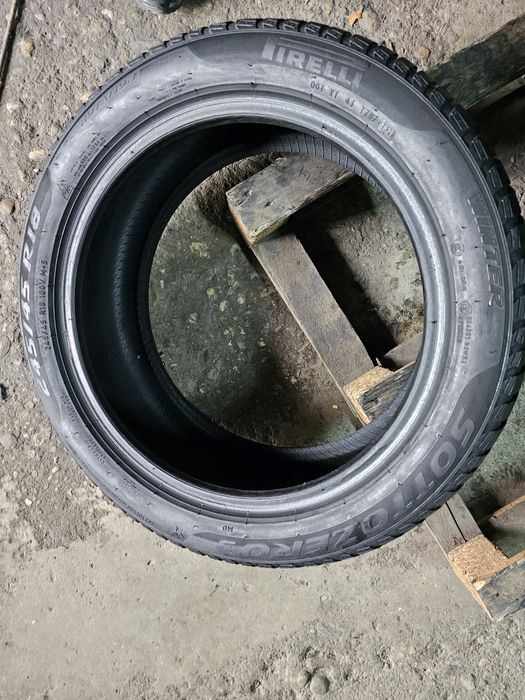 2 anvelope iarna 245 45 18 Pirelli 2021