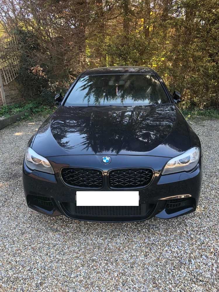 Grile Nari M Diamond BMW F10 F11 Negru Lucios Complet, Grila Dubla