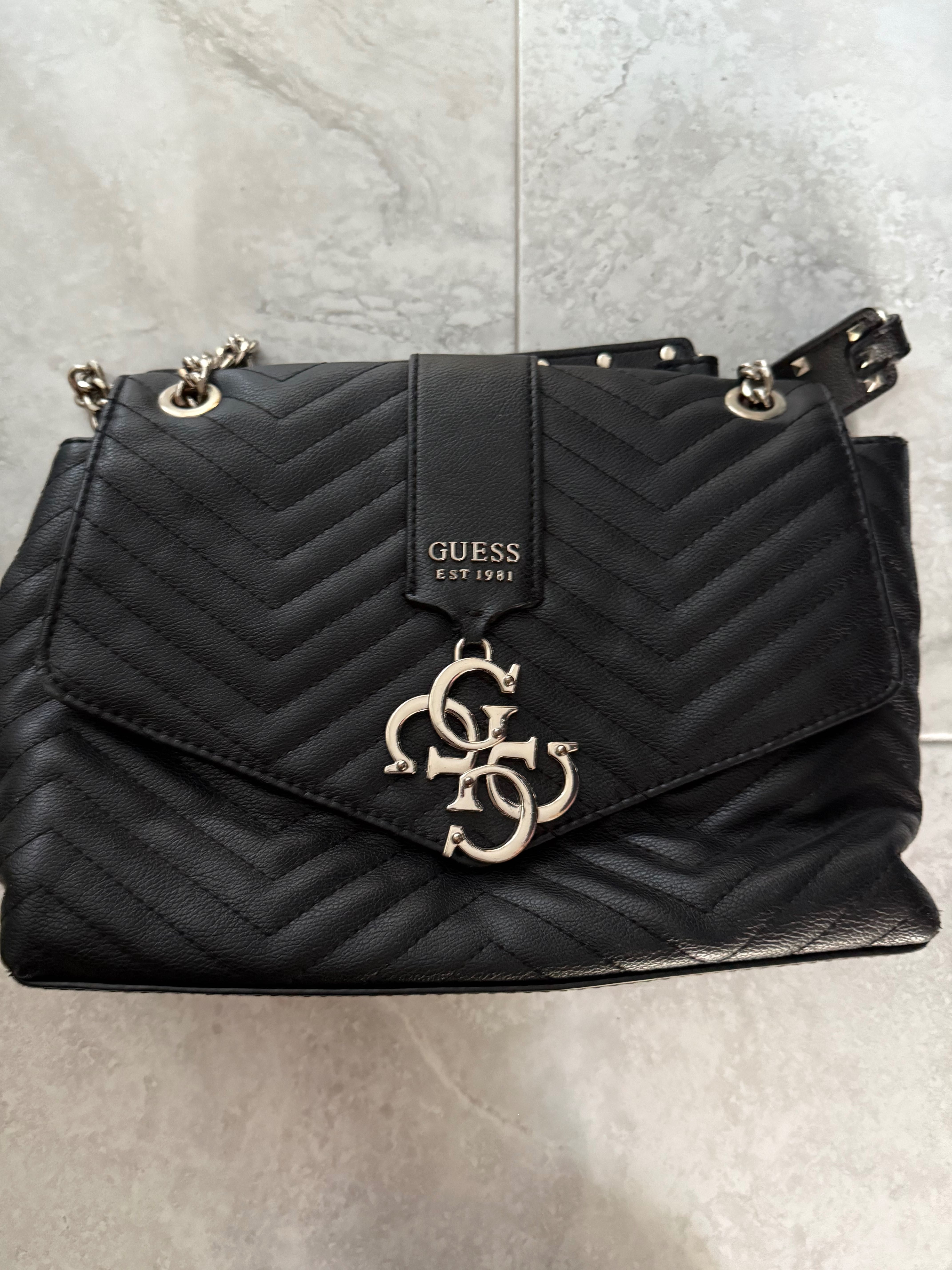 Дамска Чанта Guess