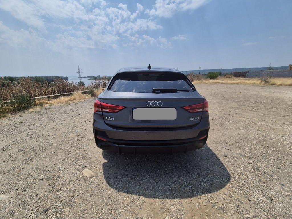 Audiq3 quattro Sline  an 2022