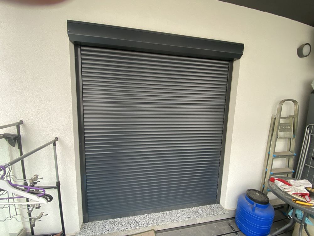 Usi garaj tip rulou/Rulouri geam aluminiu