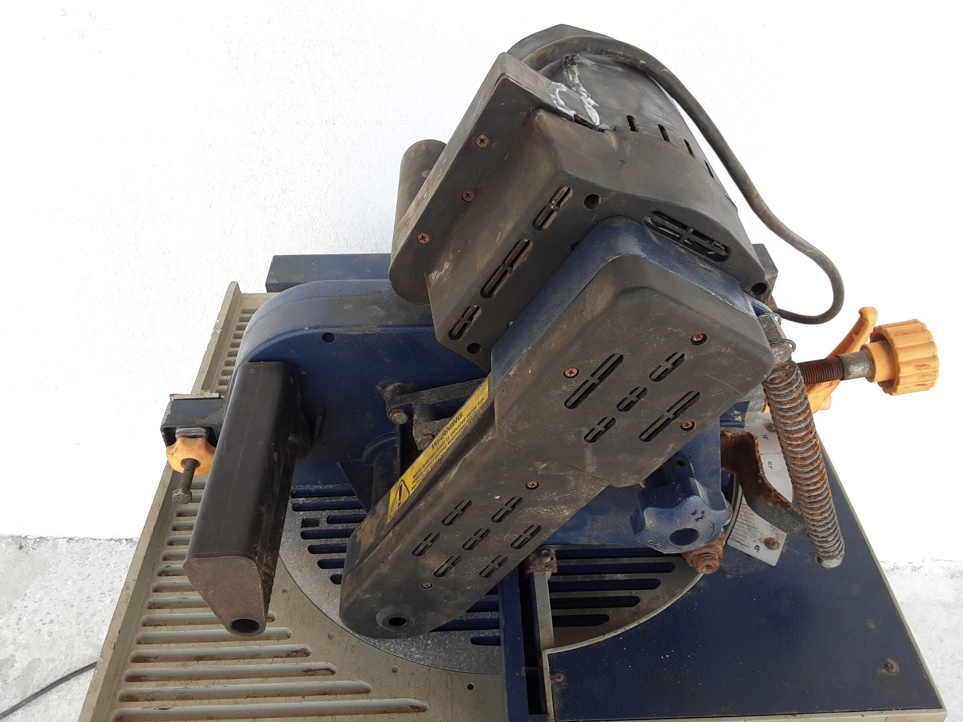 Циркуляр за дърво - MacAllister 2000W