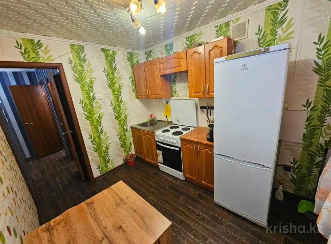 Сдам 1 ком кв , как вариант 1 чел на длит срок , в усть-каменогорске