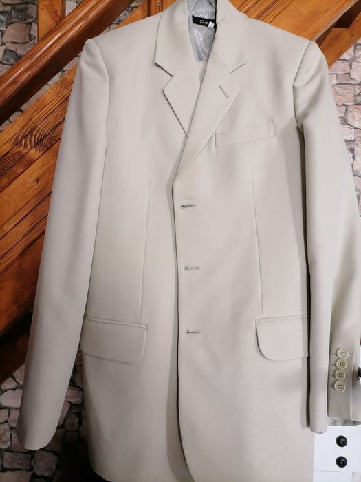 Costum pentru bărbați