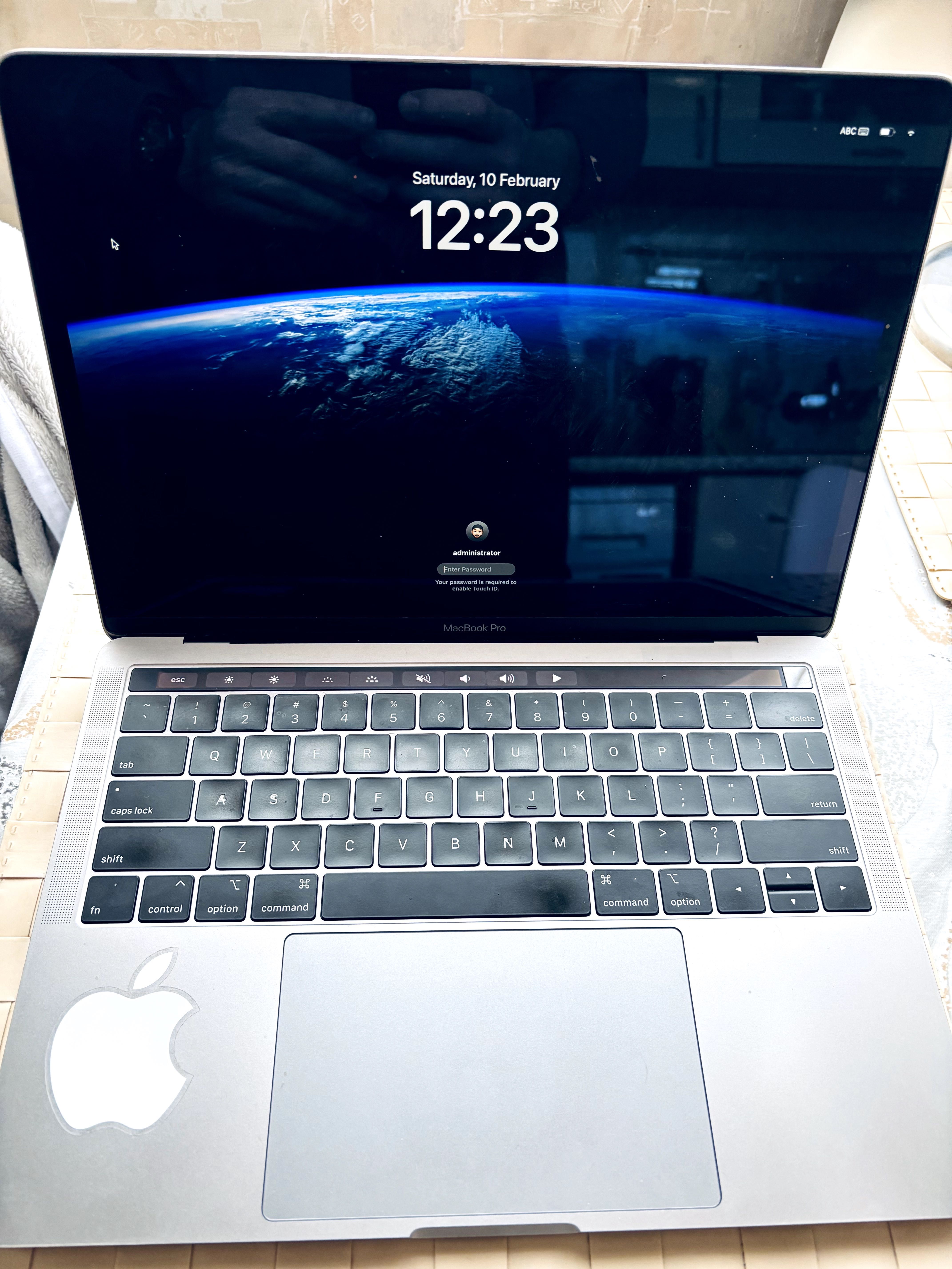 MacBook Pro '13 2019 + Steam Deck 512gb(БАРТЕР)