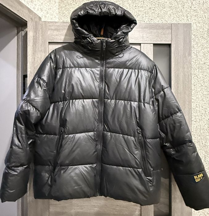 Куртка 48-50р 15.000 зима капюшон