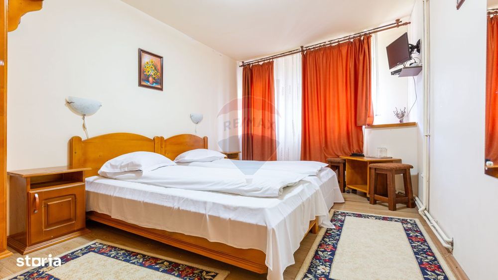 Hotel / Pensiune cu 10 camere de vânzare/Vama Buzaului
