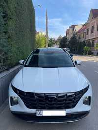Hyundai Tucson hi-tech 2.0 full, 17 300 км пробег