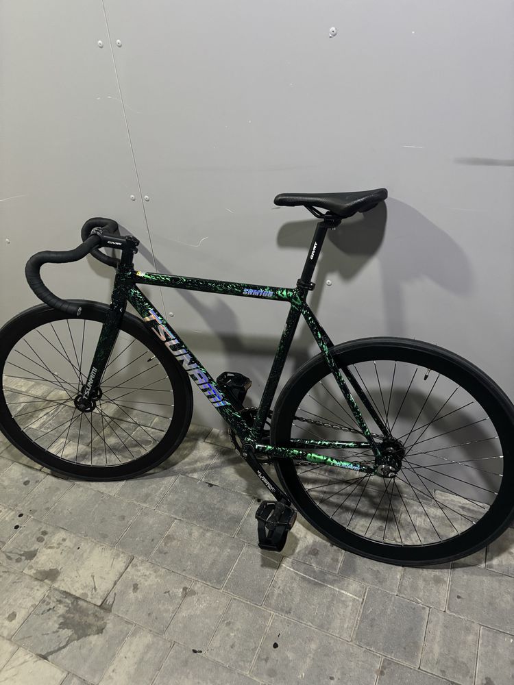FIXED GEAR TSUNAMI SNM100 в уникальной раскраске