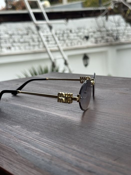 Слънчеви очила Miu Miu