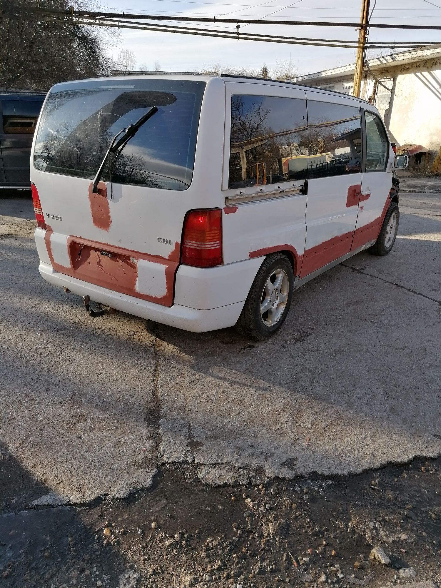 Dezmembrez Mercedes vito