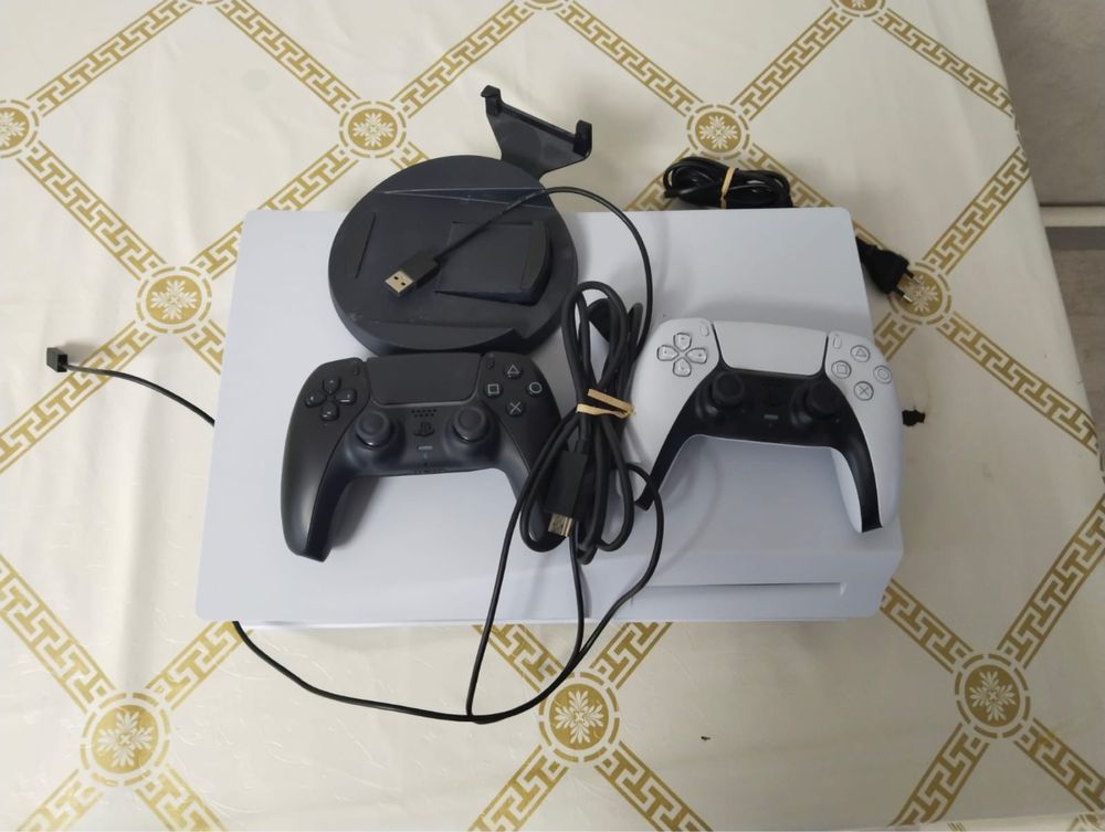 Продам PlayStation 5 (плейстейшн 5)