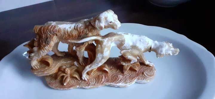 Bibelouri: ursuleț, cal, porumbei, cocoş, găină, câini