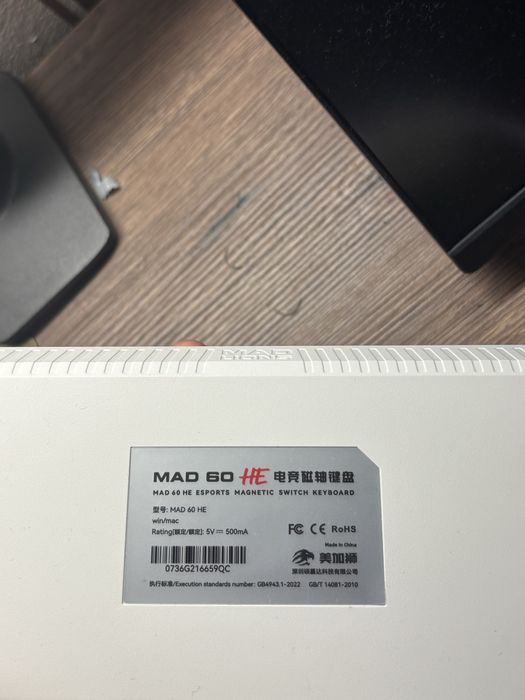 продам игровую клавиатуру магнитную