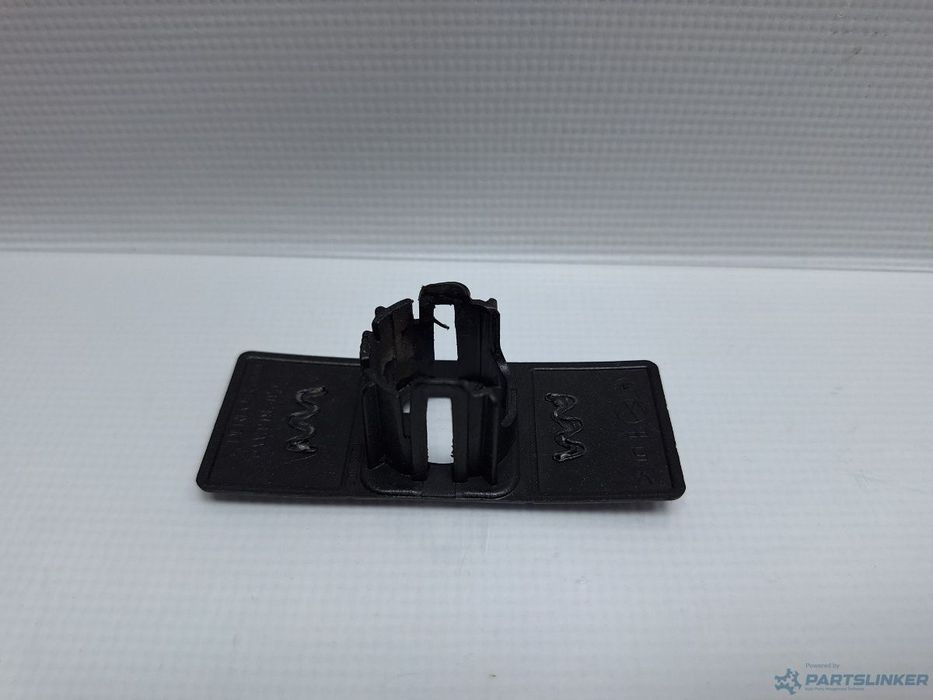 Suport senzor bara fata VOLKSWAGEN PASSAT (365) [ 2010 - 2014 ] 1.6 TDi BlueMotion (CAYC) 77KW|105HP OEM 3AA919493