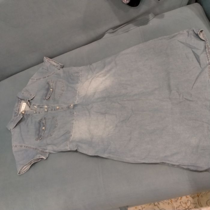 Отдам одежду для беременных за символическую сумму