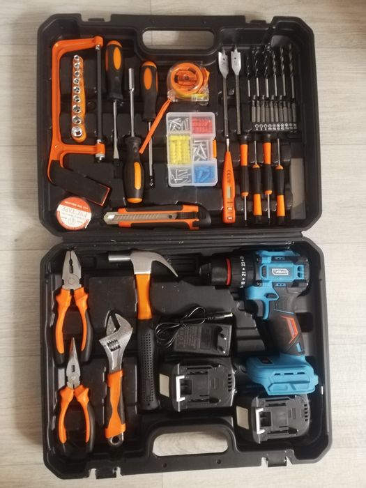 Набор Шуруповерт новый