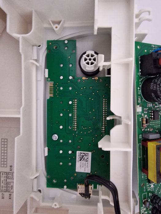 Placa Saunier Duval ThemaFast Condens F35 -A/1 cu boiler incorporat.