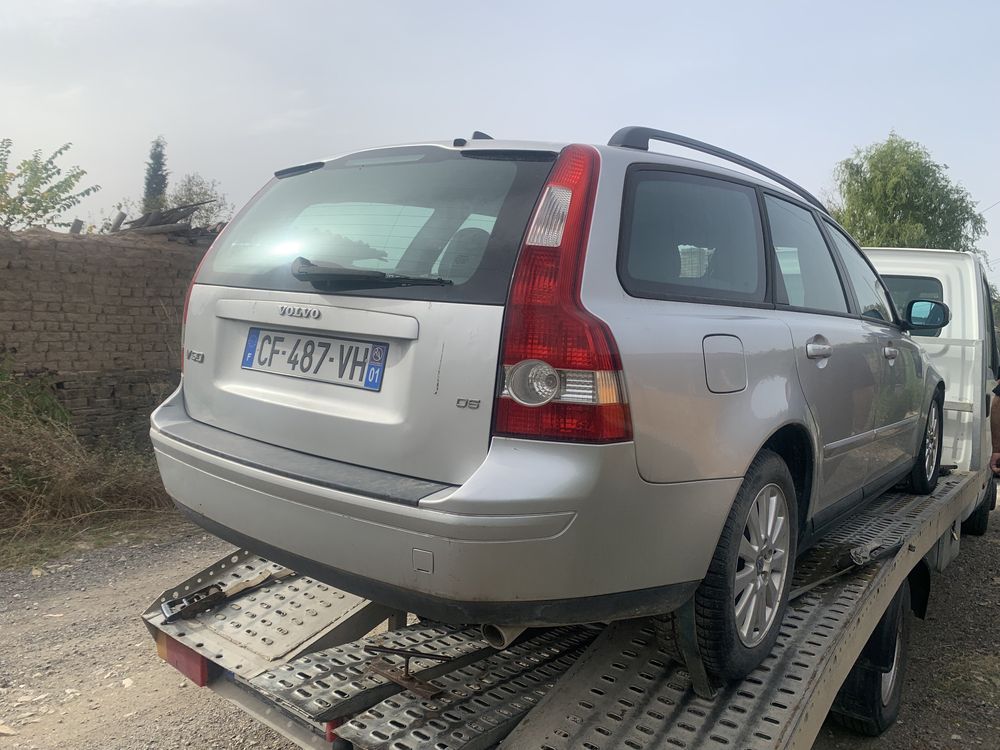 Volvo V50/Волво В50 2.4 Д5 На части!!!