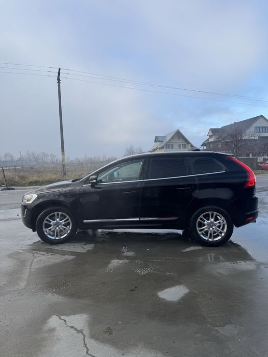 Volvo XC60 Summum  2.0 motor in 5 cilindri !!