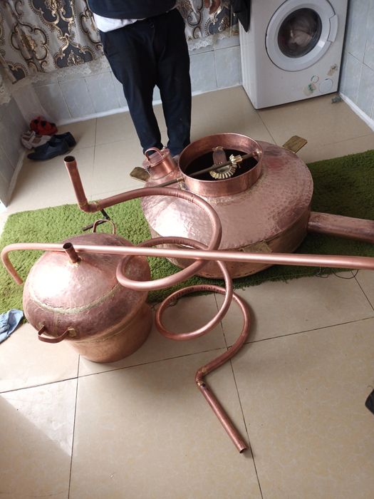 Vand cazane de tuica din cupru alimentar are 200l