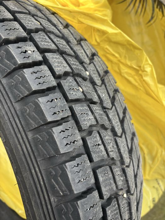 Зимни гуми dunlop 225 65 17