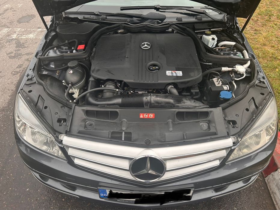 Mercedes C class - 2011 Avantgarde , Blueefficency